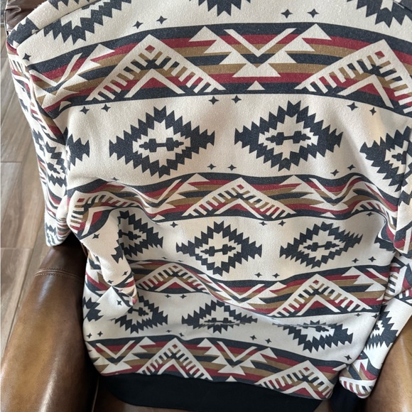 Original Deluxe Black and White Apparel - Picture 3 of 4